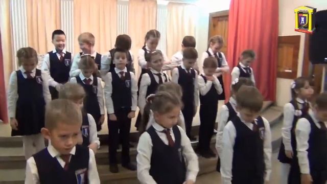 Ребята 2 "А" класса поздравляют своих мам с Праздником! смотреть онлайн