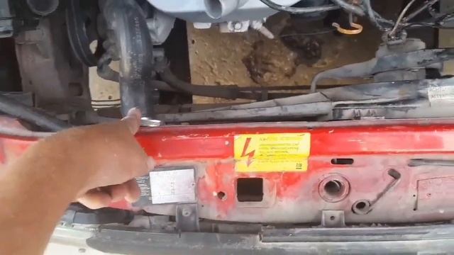 Перегрев двигателя. Промываю основной радиатор. Какой стал результат? Опель Вектра а 1.6 Часть 7. смотреть онлайн