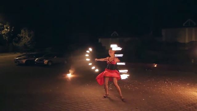 Огненное шоу Мариуполь,фаер шоу Мариуполь,шоу программа, дуэт SacredShow смотреть онлайн