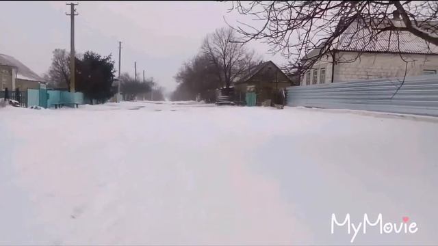 Упал в снег смотреть онлайн
