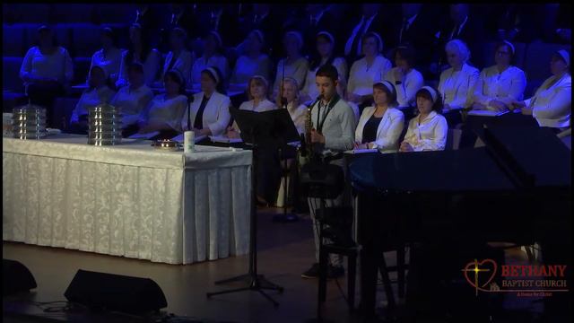 Старый крест - соло на саксофоне Максима Бурлаку смотреть онлайн