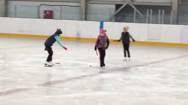 Тренировки по фигурному катанию 2018 дети / Figure skating children смотреть онлайн