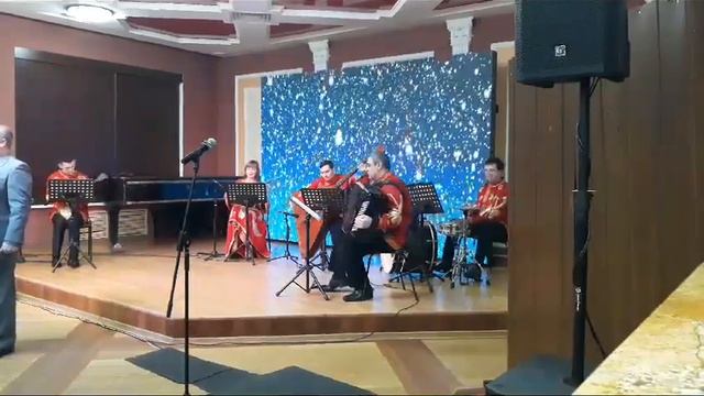 Снег кружится... смотреть онлайн