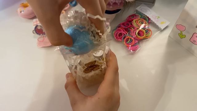 У Милки новая подружка?! ПРИЧЕСКА И МАКИЯЖ ДЛЯ НОВОЙ КУКЛЫ! смотреть онлайн