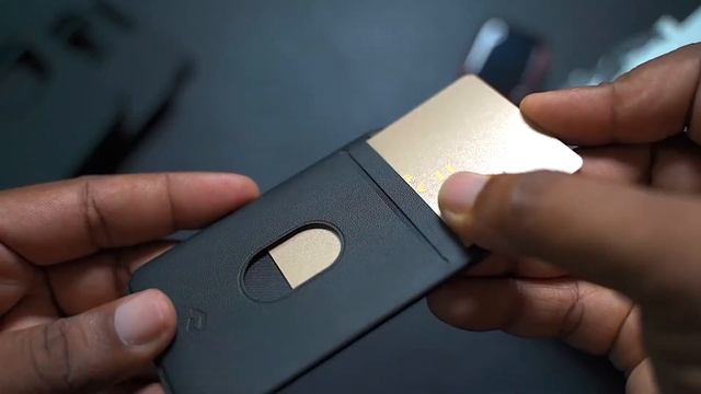 PITAKA MagEZ Card Sleeve version 2 Unboxing & Magnet Strength Test #PITAKA #MALAYSIA смотреть онлайн