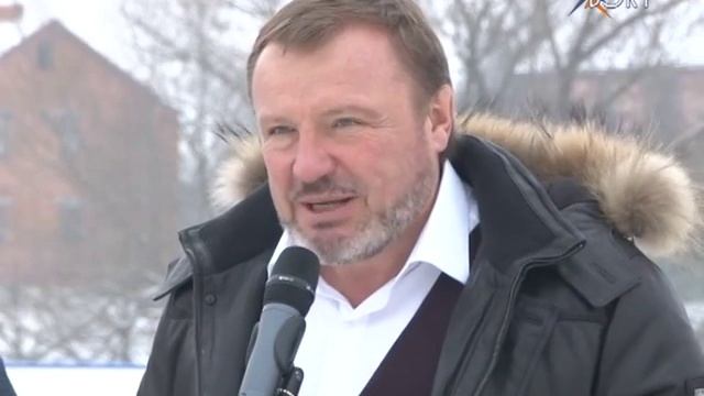 В Косяково появилась новая хоккейная коробка смотреть онлайн