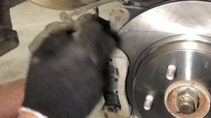 Замена дисков и колодок на Nissan X-trail t32 в клубном сервисе NNService