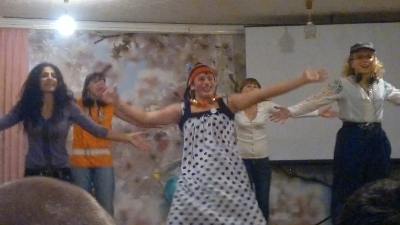 Ученики танцуют смотреть онлайн