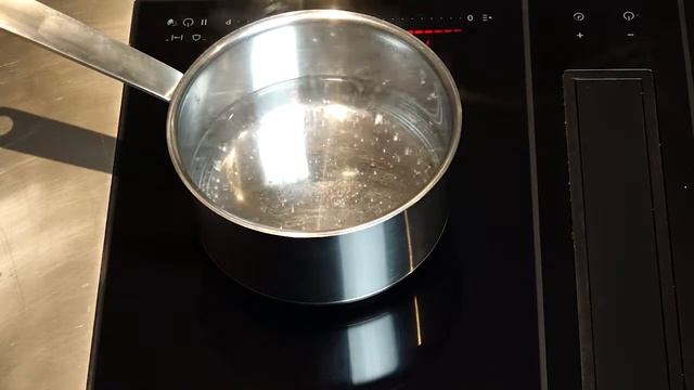 ГОТОВИМ ЛИМОННЫЙ ТАРТ (ПИРОГ) ИЗ ПЕСОЧНОГО ТЕСТА С МЕРЕНГОЙ (БЕЗЕ) смотреть онлайн