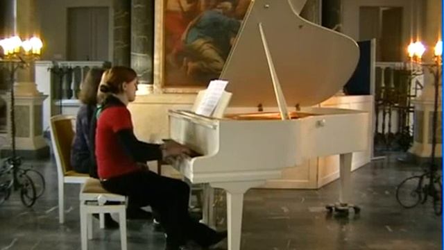 F.Liszt «Ungarische Rhapsodie» in 4 Händen (Nr.2,cis-moll,1847)Ф.Лист «Венгерская рапсодия» в 4 рук смотреть онлайн