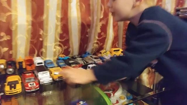 Машинки Kinsmart