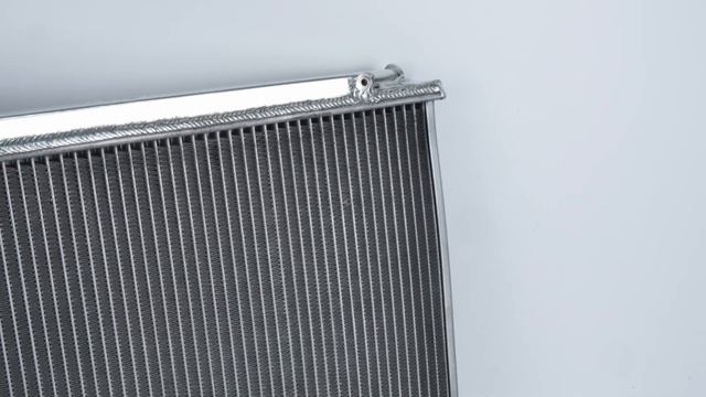 радиатор алюминиевый Toyota Celsior UCF30, 31 3UZ 40мм AT AJS смотреть онлайн