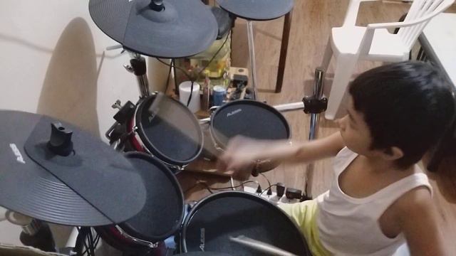 Paramore Drum Cover Medley by Kristina Schiano - YchanTheDrummerBoy | Alesis Crimson II Kit смотреть онлайн