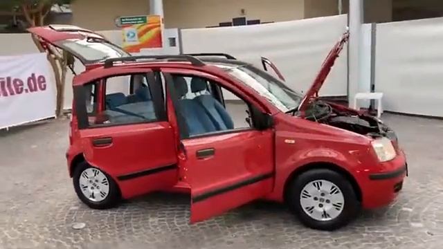 Fiat Panda 1.2 8V Dynamic*PANORAMADACH*PDC HINTEN* смотреть онлайн