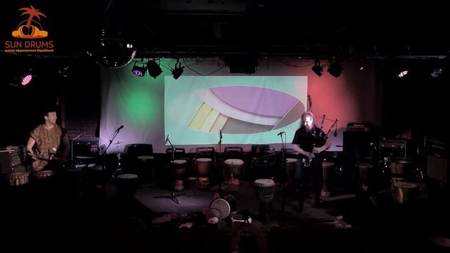 И.Виноградов и А.Богданов (часть 1) - концерт школы Sun Drums 15.04.2018. смотреть онлайн