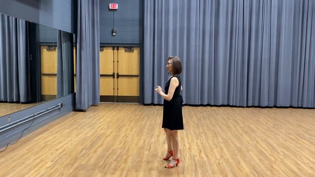 Bachata beginners lesson: 1 of 14: Side step footwork, at Ballroom & Latin Dance Club, MN. смотреть онлайн