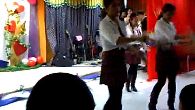 happy song смотреть онлайн
