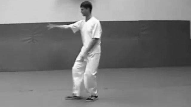 связки от боковых ударов смотреть онлайн