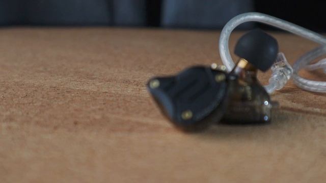 KZ ZS10 Pro - Budget audiophile earphones смотреть онлайн
