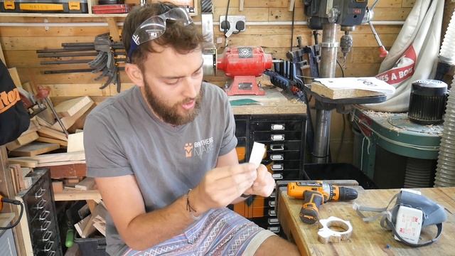 Scrap Wood Gift Idea - Brothers Make Quick Rattle Project смотреть онлайн