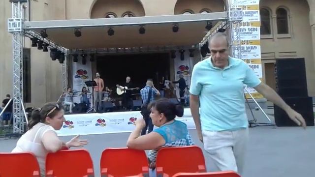 Ереван церковь св. Богоматери смотреть онлайн