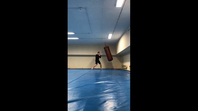 Как бить по груше? смотреть онлайн