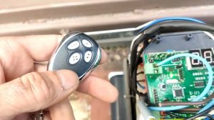 Как привязать  обучить новые пульты с aliexpress для откатных ворот Alutech AT-4 AN MOTORS