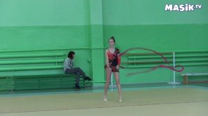 Гимнастка с лентой
