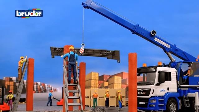 Автокран MAN TGS с модулем Bruder 03-770 смотреть онлайн