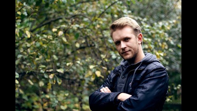 Как живёт Звезда сериалов Антон Денисенко- Путь к успеху и кто красавица -жена актёра смотреть онлайн