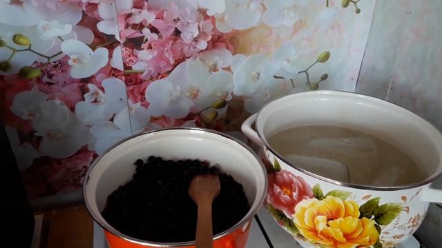 Очень вкусное желированное варенье из чёрной смородины. смотреть онлайн