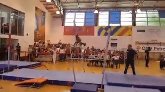 Sabrina (10 yo), daughter of World Champion, Camelia Voinea (UB Cupa Petrom 2017) смотреть онлайн