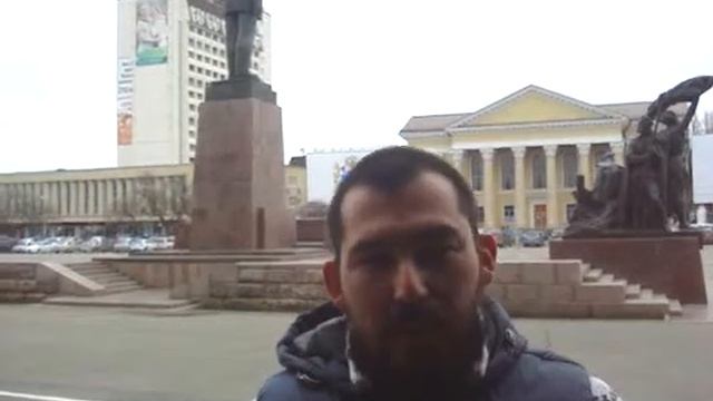 памятник горбачеву смотреть онлайн