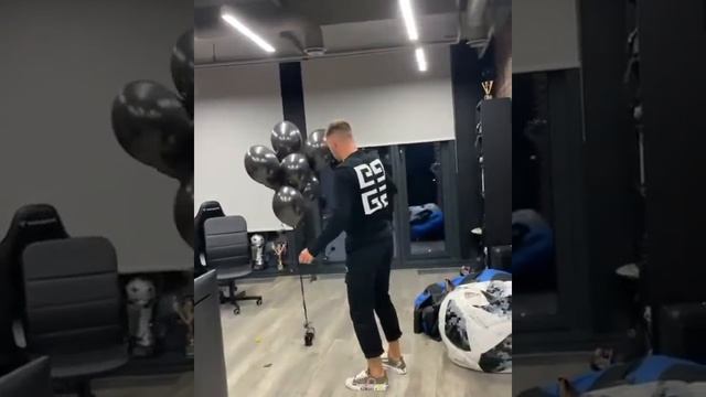 ЛИТВИН НОВЫЕ ВОЛОСЫ В РОЗОВЫЙ ЦВЕТ смотреть онлайн