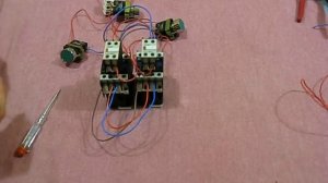 Как подключить магнитный пускатель, реверсивная схема с самоподхватом