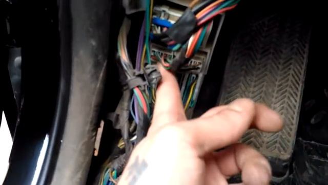 Chery Tiggo T11 2.0 4*4. Не работает моторчик лобового стеклоомывателя. смотреть онлайн