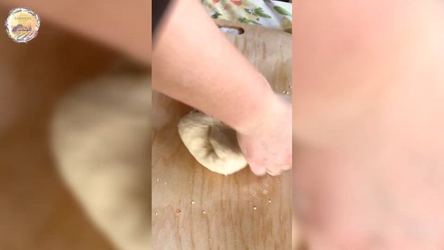 ДОМАШНИЕ ПЕЛЬМЕНИ🔥ручной лепки👍заказывайте у нас 🍽 #крым #алушта #пельмени #доставка #готовимдома смотреть онлайн