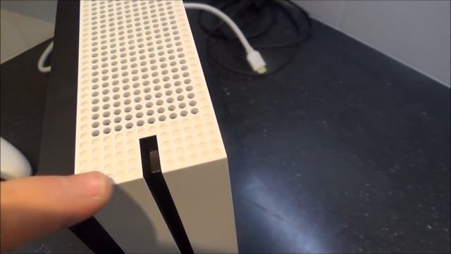 Xbox One S Console STUCK DISC. EASY FIX!!!! смотреть онлайн