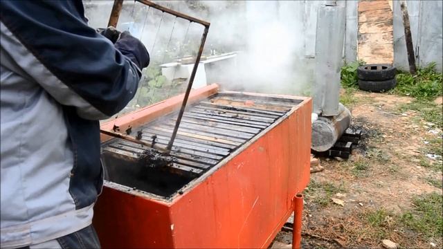 Самый лёгкий способ перетопки сот на пасеке. смотреть онлайн