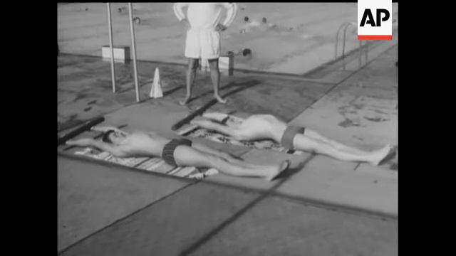 SWIMMING STORY (ISOMETRICS) смотреть онлайн