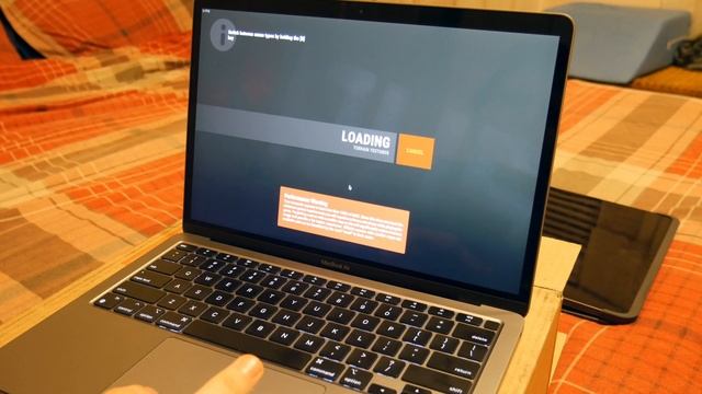 Rust on Apple Silicon (MacBook Air M1 Gaming Benchmark) смотреть онлайн