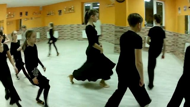Фокстрот.Первые шаги ( часть 1) смотреть онлайн