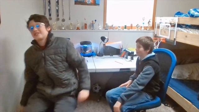 who knows who better with agent Asher смотреть онлайн