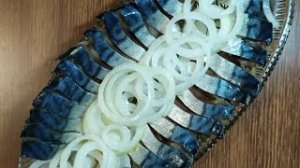 МАЛОСОЛЬНАЯ СКУМБРИЯ , СУХИМ ПОСОЛОМ. Скумбрия. Малосольная скумбрия своими руками