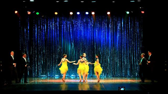 Ensemble "Versia" VOLARE Valentina Lavrova, Ekaterina Lavrova Ансамбль Версия смотреть онлайн