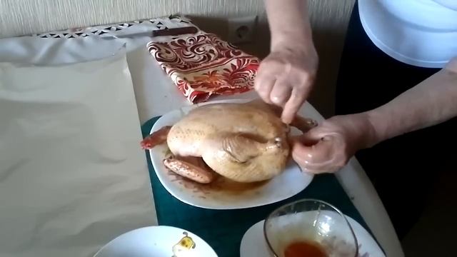 Курица с яблоками и черносливом смотреть онлайн