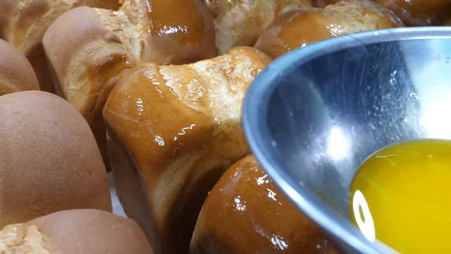 30년 내공! 수제 쌀식빵부터 만드는 햄에그 샌드위치(The bread master makes it! Ham and Egg Cheese Sandwich-Korean Food) смотреть онлайн
