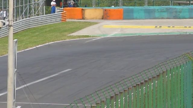 World Series by Renault 2010 Hungaroring (Canon SX20IS) p3/2 смотреть онлайн