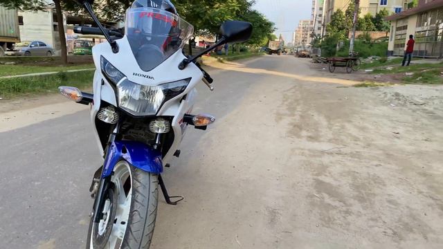 Iphone 11 pro max 512GB 4k 60fps RAW video , Honda CBR 150r Thai Bangladesh . смотреть онлайн