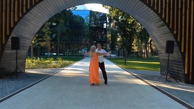 Бальный танец вальс "Танец Может я, может ты". смотреть онлайн